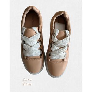 Zara Basic Women’s Lace Up Sneakers – Sz 37